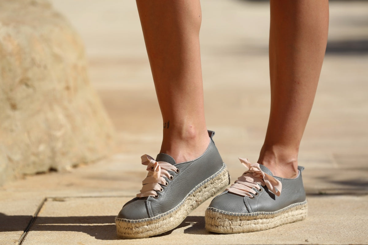 Manebi Carbon Grey sneakers