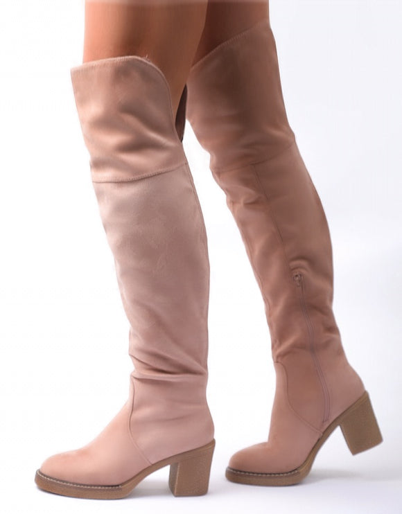 Nefeli Dionisy Boots In Pale Pink